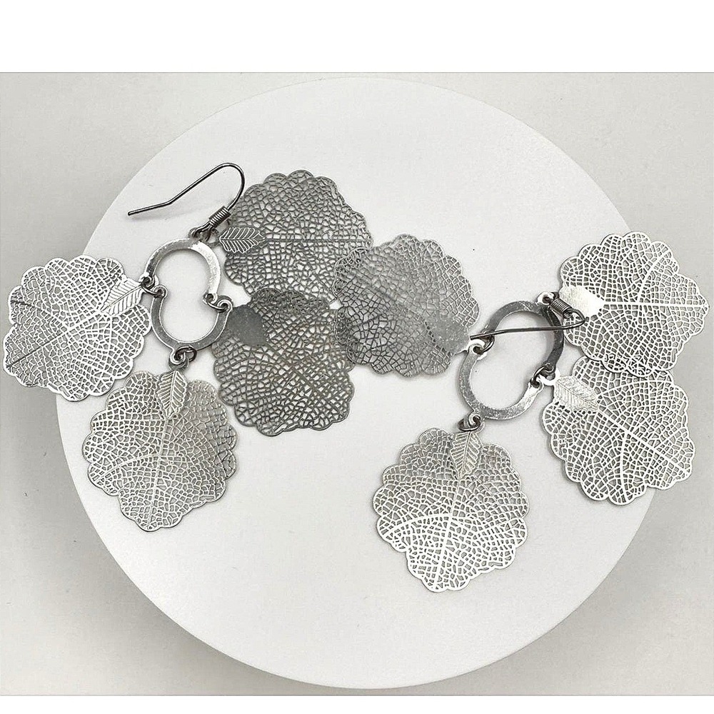 Vintage 90s Silver Tone Filigree Leaf Dangle Earrings Statement Women's Jewelry
